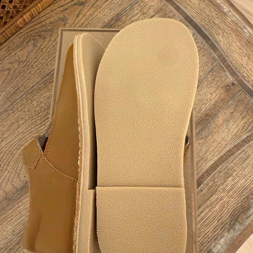 L'Amour Appleseed Mary Jane Kids Shoes - Tan - Picture 5 of 7